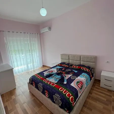 Appartamento Hyrje/banese Plazhi *